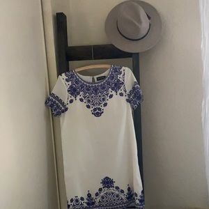 Blue Floral Printed Shift Dress